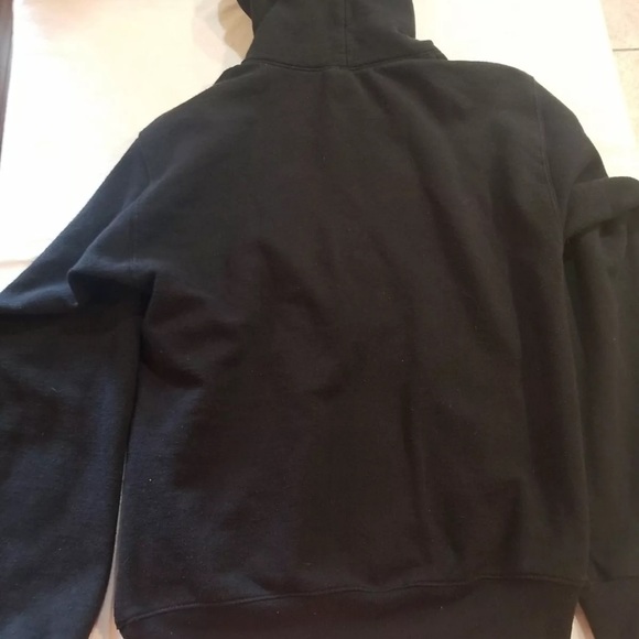 VINTAGE Dave and Busters Black Hoodie PULLOVER WITH DRAWSTRING CLOSURE. - Picture 6 of 7